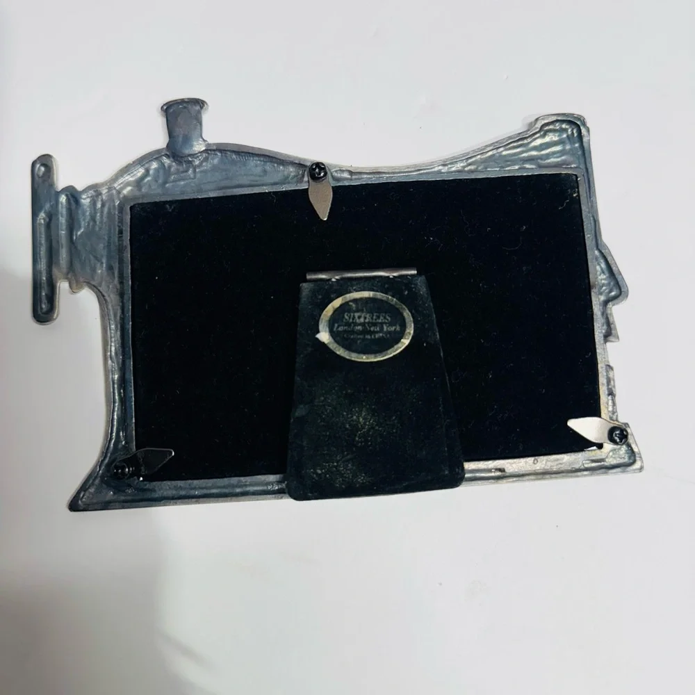 Six Trees Vintage Style Sewing Machine Photo Frame